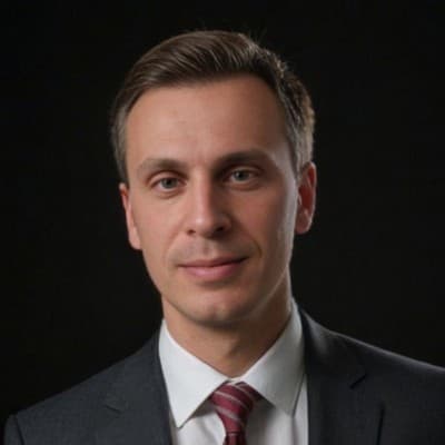 Vadim Vashkelis looking professional yet approachable